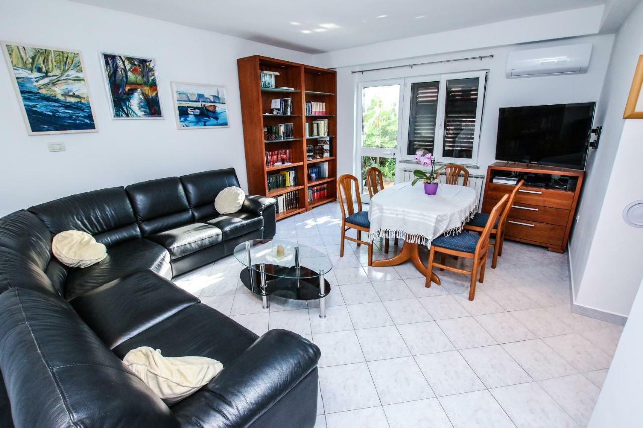 Apartman Mario Lägenhet Poreč Exteriör bild