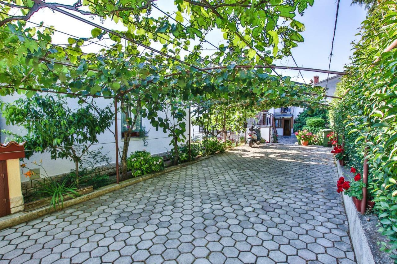 Apartman Mario Lägenhet Poreč Exteriör bild