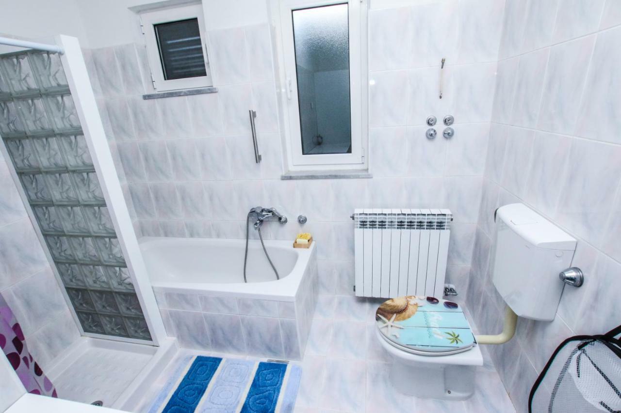 Apartman Mario Lägenhet Poreč Exteriör bild